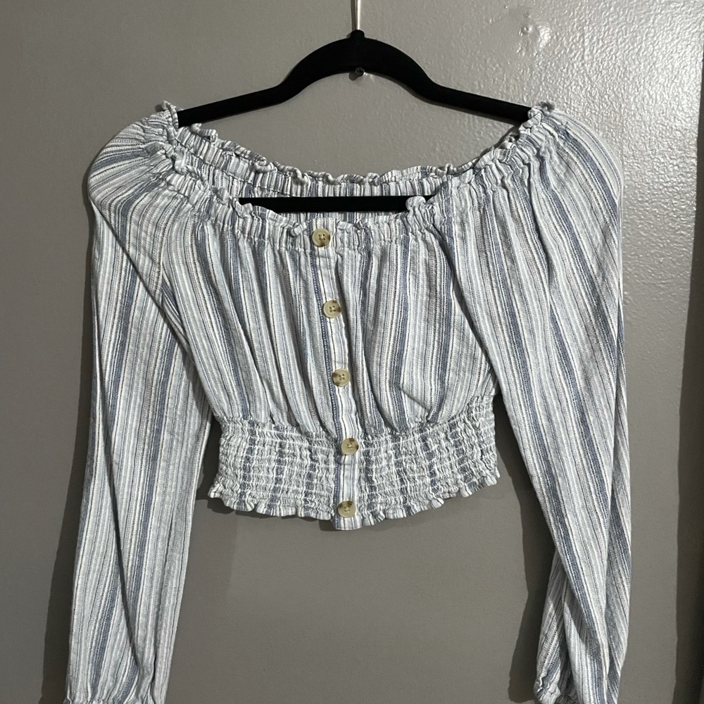 Aeropostale Cropped Shirt
